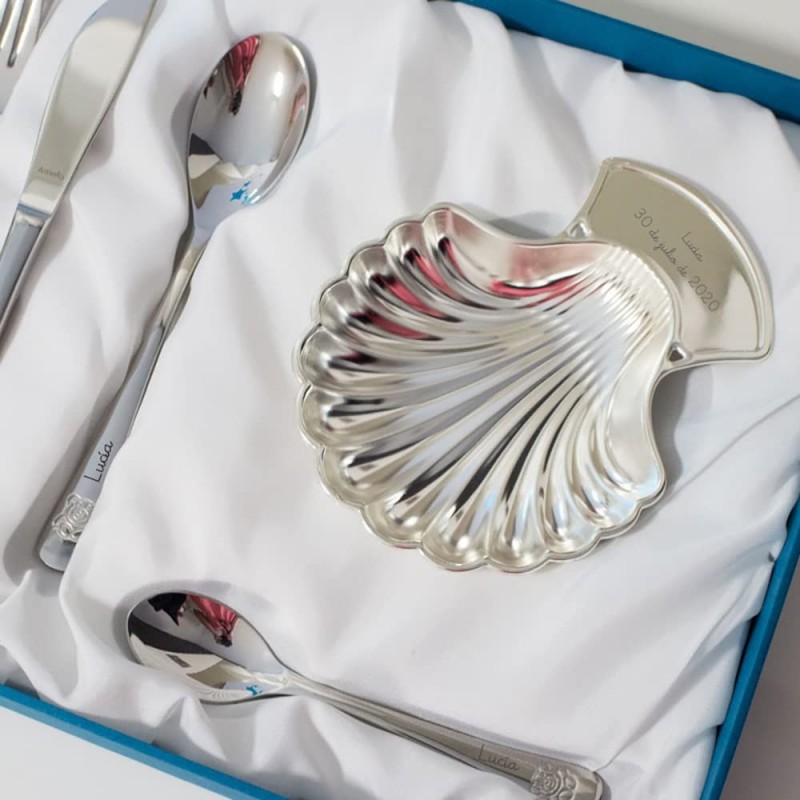 Concha bautizo personalizada y cubiertos grabados oso unisex grabados