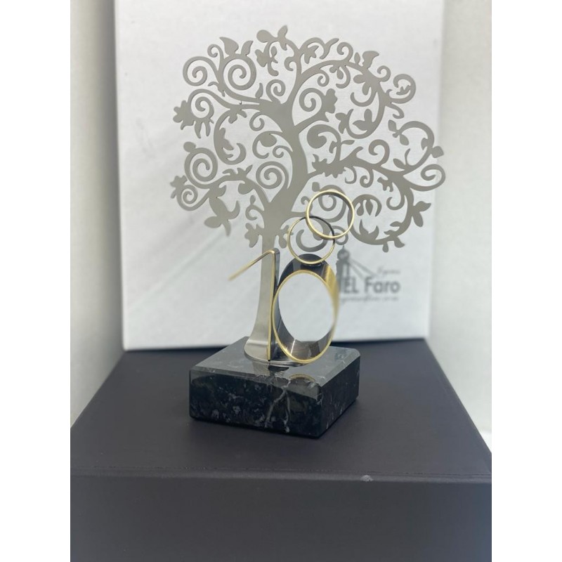 Regalo bodas aluminio 10 años de casados - Trofeo personalizado